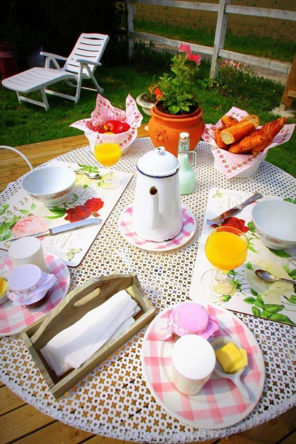 Bed and Breakfast Les Songes De L'Authie Boufflers Exterior foto